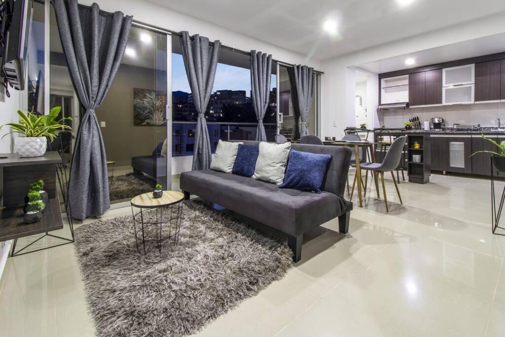 Amplio Apartamento En Calasanz - Estadio Медельїн Екстер'єр фото
