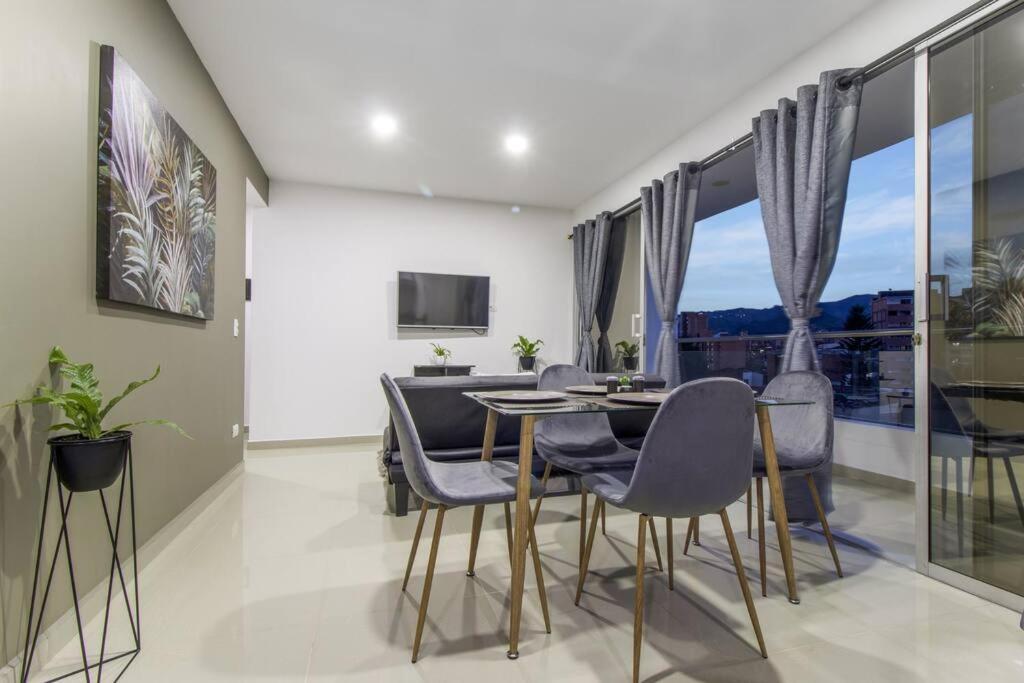 Amplio Apartamento En Calasanz - Estadio Медельїн Екстер'єр фото