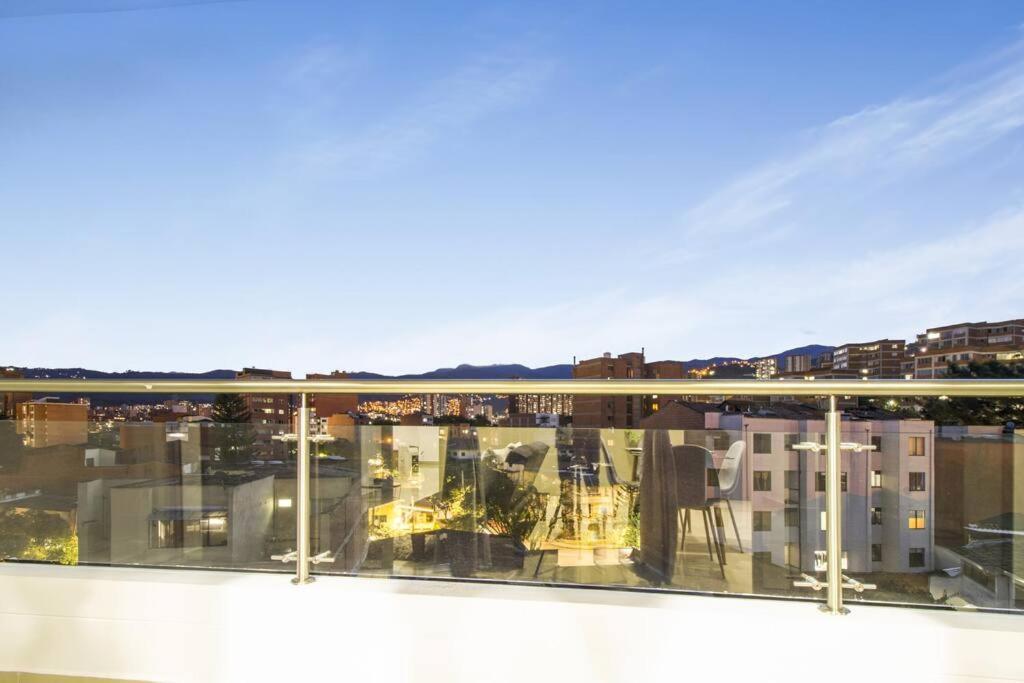 Amplio Apartamento En Calasanz - Estadio Медельїн Екстер'єр фото