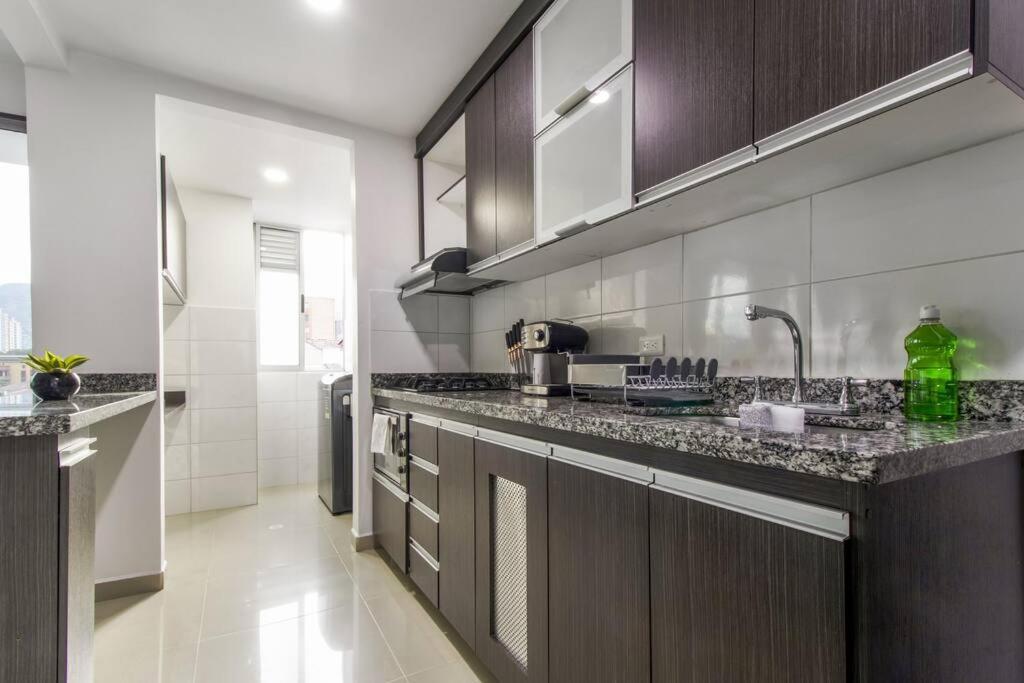 Amplio Apartamento En Calasanz - Estadio Медельїн Екстер'єр фото
