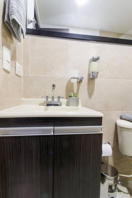 Amplio Apartamento En Calasanz - Estadio Медельїн Екстер'єр фото